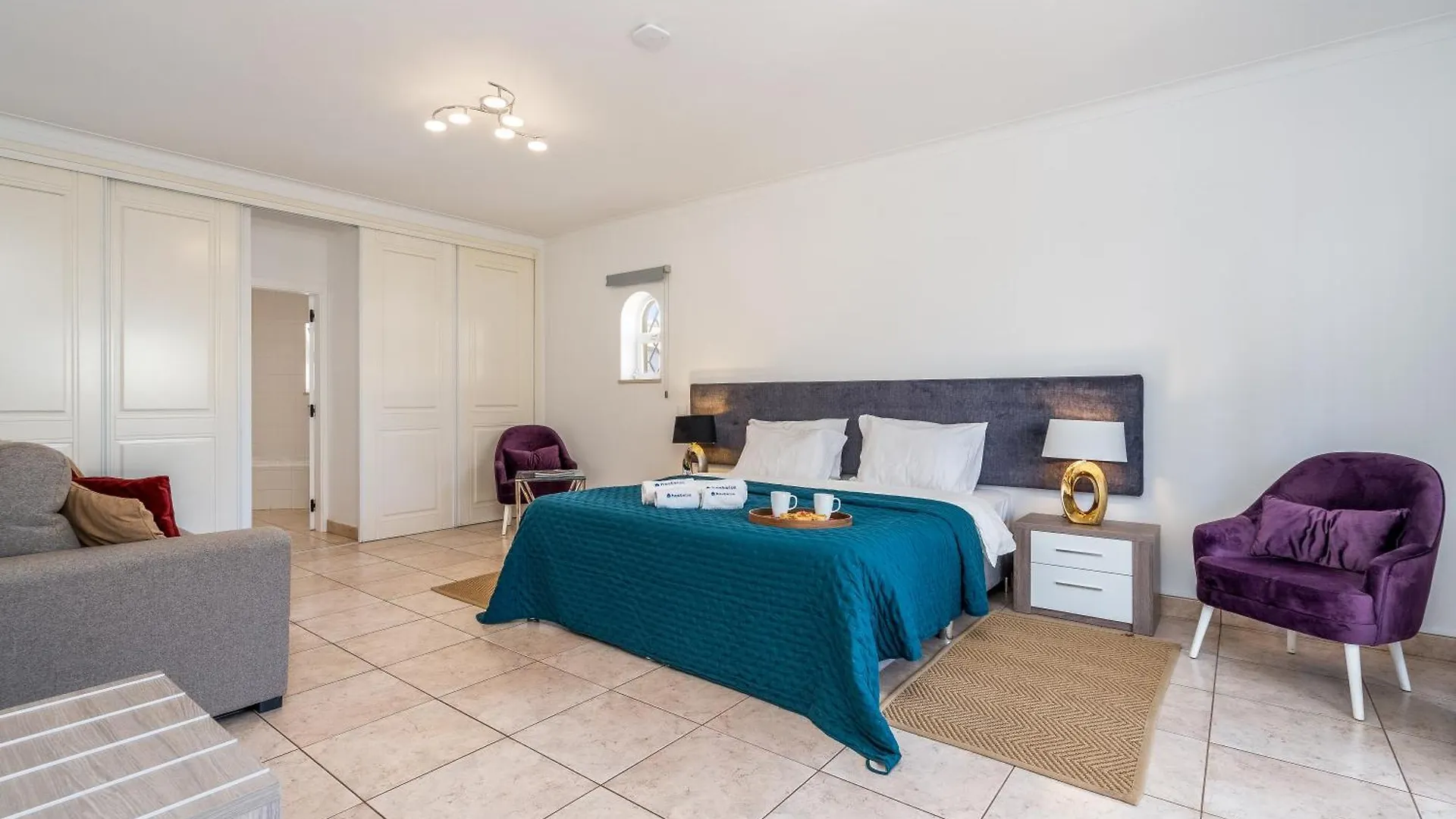 Holiday home Host Wise - Spacious Family House With Garden Lagos