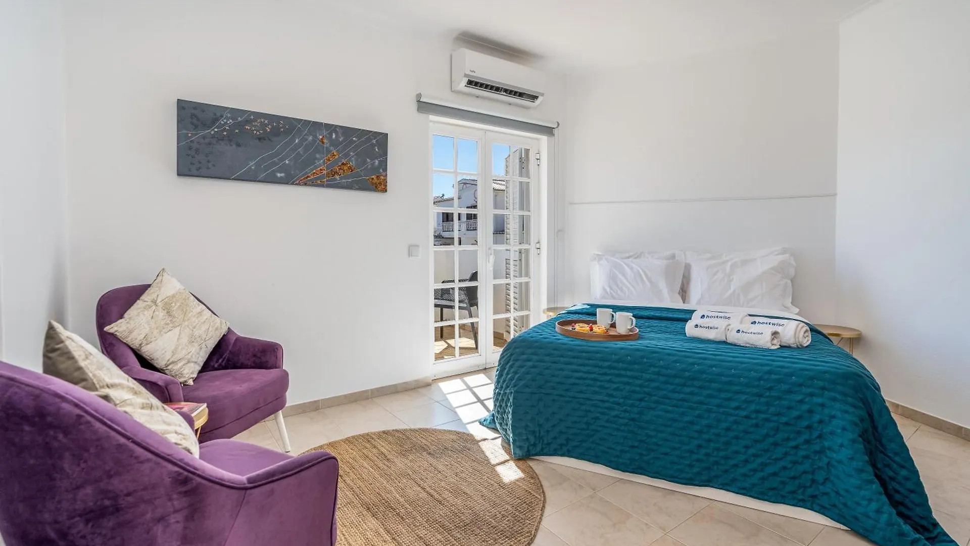 Host Wise - Spacious Family House With Garden Lagos