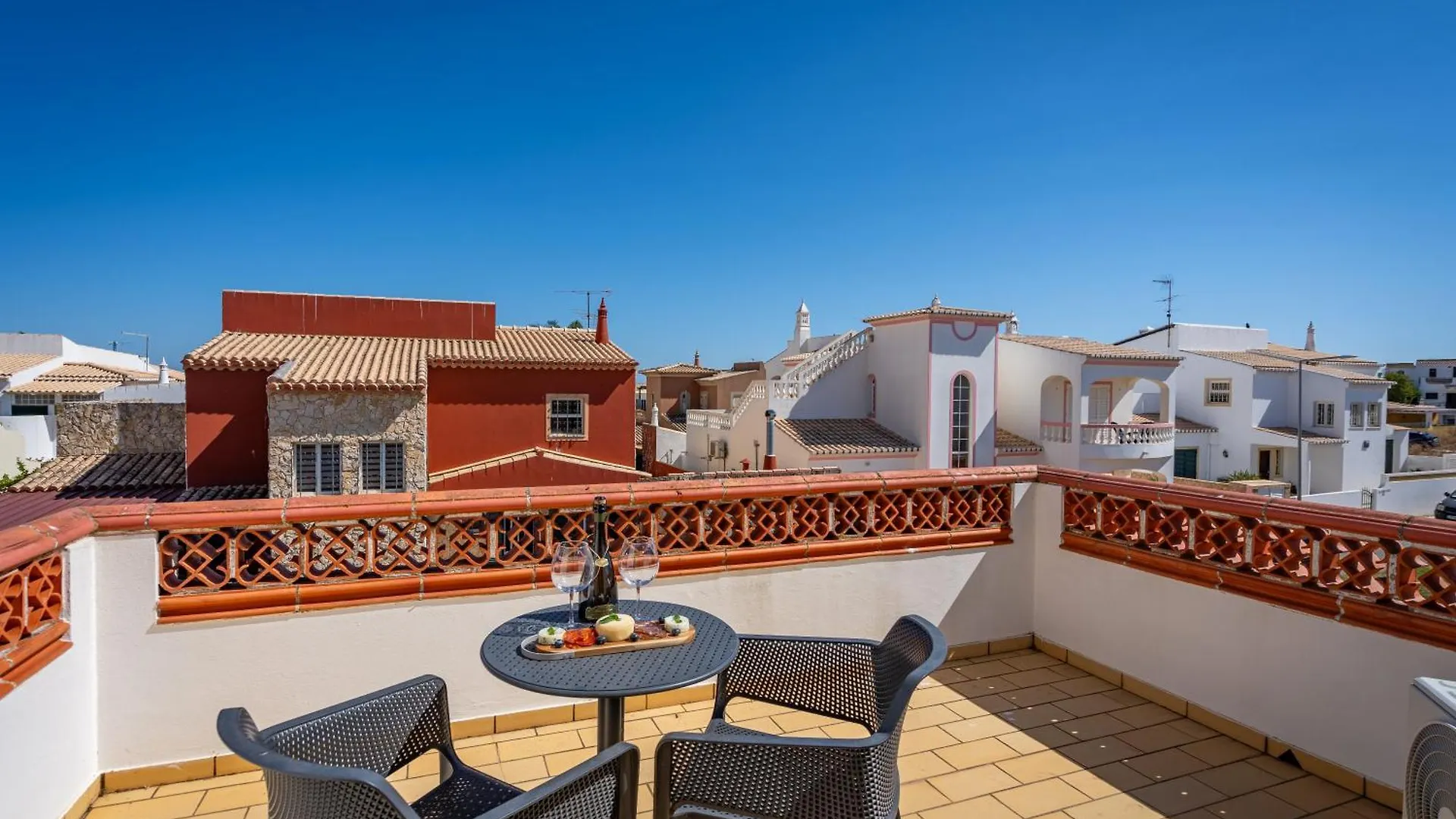 Host Wise - Spacious Family House With Garden Lagos 0*,  Portugal